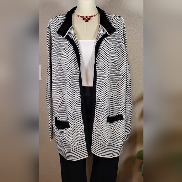 Cato Sweaters - CATO Black and White Geometric Long Open Sweater - Plus Size 22/24W